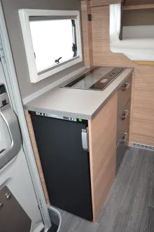 Fahrzeugbild Weinsberg X-CURSION VAN 500 MQ EDITION [PEPPER] ohne Hubbett/Fußbodenerwärmung #17