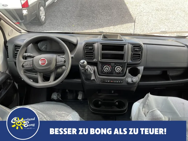 Fahrzeugbild Weinsberg CaraTour 630 MEG Styling-Paket - Black #4