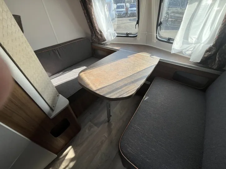 Fahrzeugbild Hymer Eriba Touring 530 #3