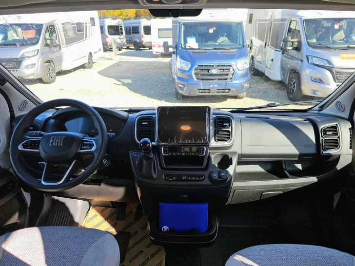 Fahrzeugbild Carado pro CV 602 Mietwagen WinterSALE% ! #6