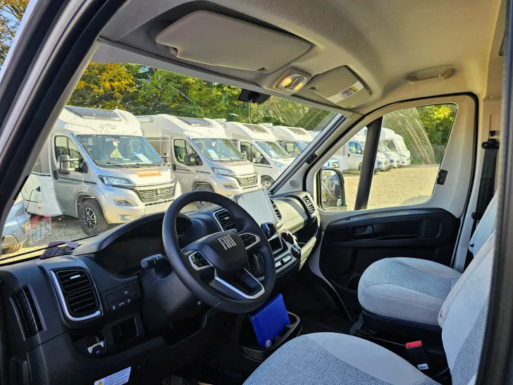 Fahrzeugbild Carado pro CV 602 Mietwagen WinterSALE% ! #7