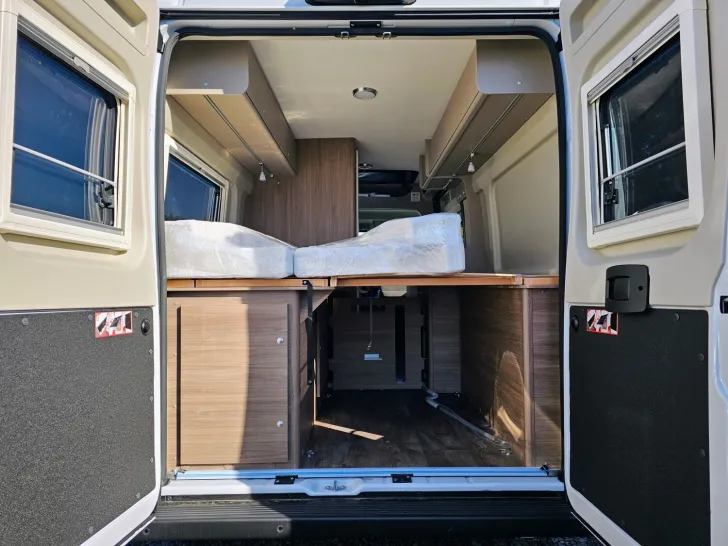 Fahrzeugbild Carado pro CV 602 Mietwagen WinterSALE% ! #9