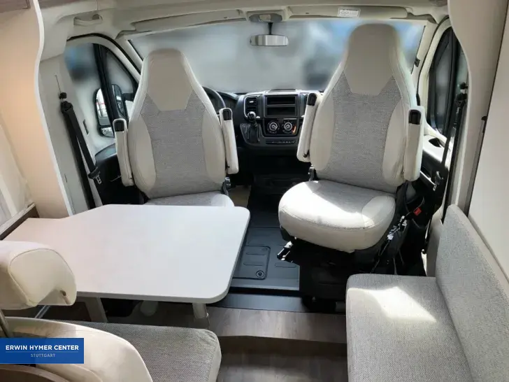 Fahrzeugbild Carado V 347 #13