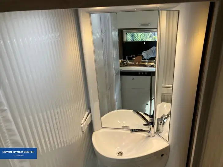 Fahrzeugbild Carado V 347 #19