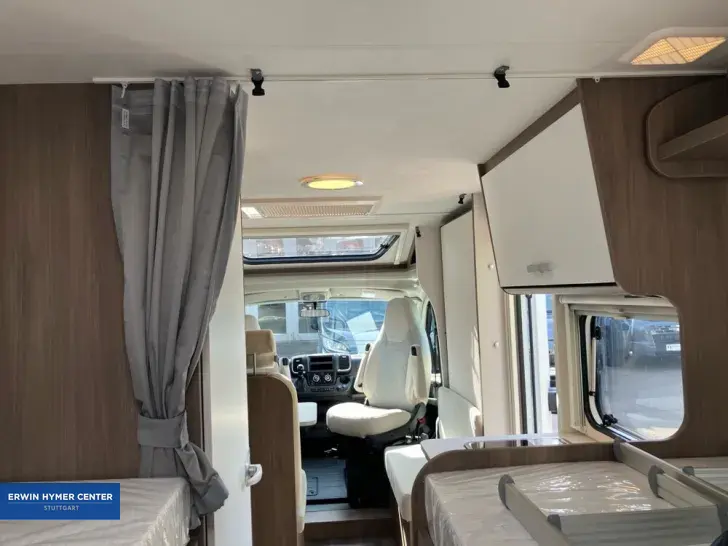 Fahrzeugbild Carado V 347 #25