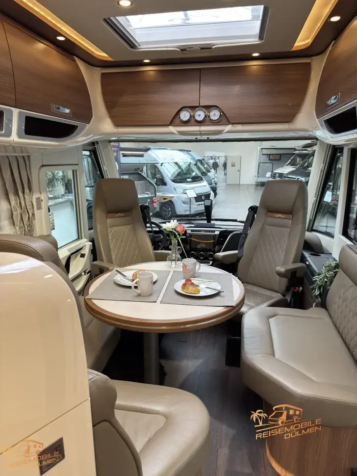 Fahrzeugbild Carthago chic s-plus I  50 LE Gastank Hubstütze SAT TV #11