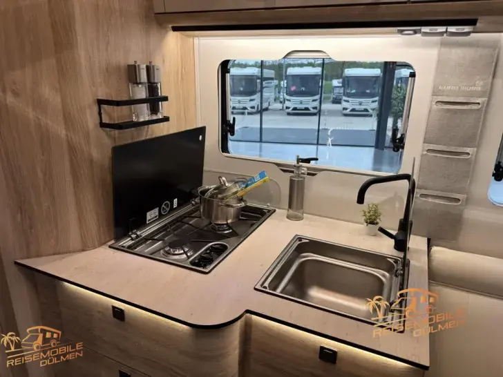 Fahrzeugbild Eura Mobil Integra Line GT 726 QF 2026 2xMondial #12