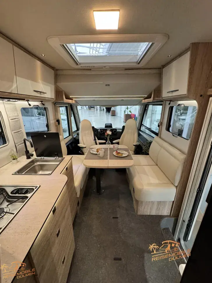 Fahrzeugbild Eura Mobil Integra Line GT 726 QF 2026 2xMondial #18