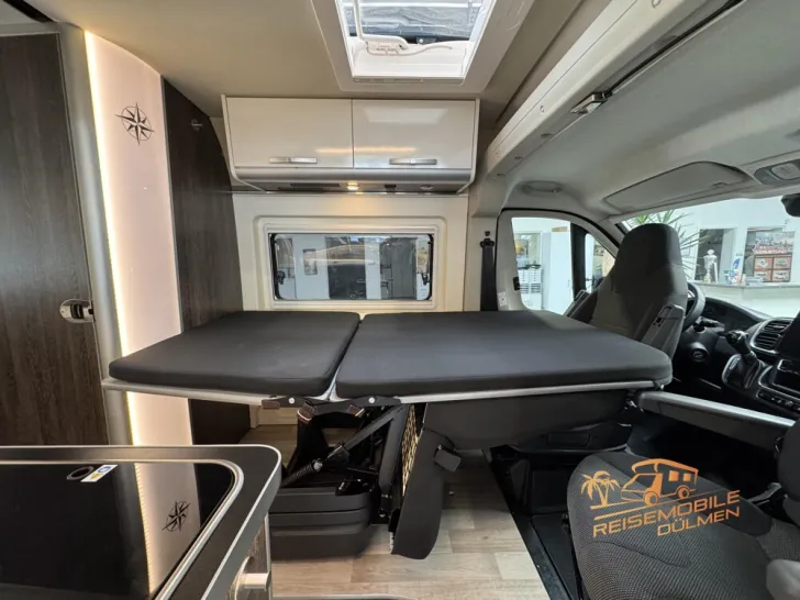 Fahrzeugbild Westfalia Columbus 640 E Dachklima Busbiker Solar #12