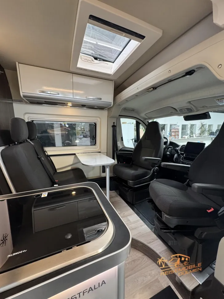 Fahrzeugbild Westfalia Columbus 640 E Dachklima Busbiker Solar #14