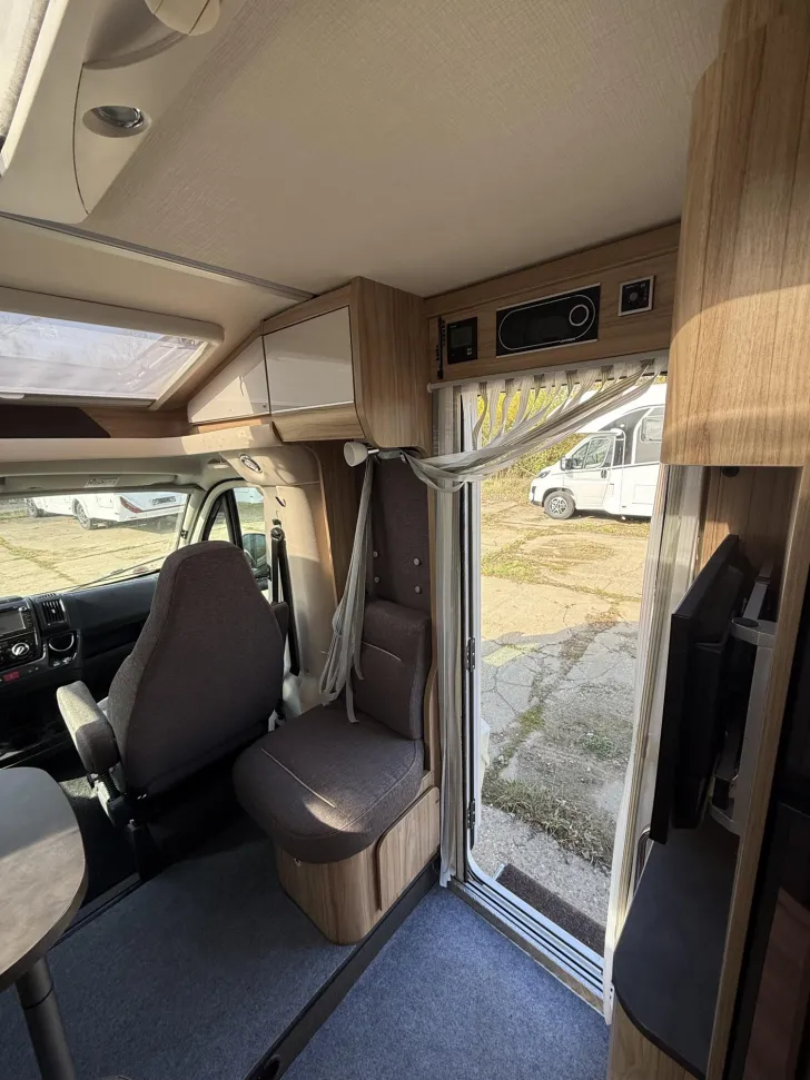 Fahrzeugbild Hymer Exsis-t 678 #16