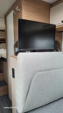 Fahrzeugbild Knaus L!VE TI 650 MEG *LiveTi*Zustand sehr gut* #6