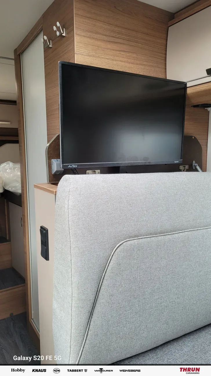Fahrzeugbild Knaus L!VE TI 650 MEG *LiveTi*Zustand sehr gut* #6