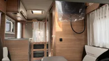 Sicht vorne-hinten Weinsberg X-CURSION VAN 500 LT Automatik*Abstandstem.*