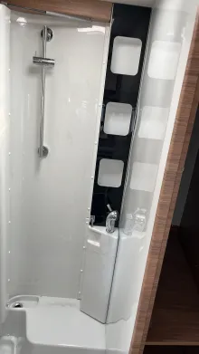 Küchen Weinsberg X-CURSION VAN 500 LT Automatik*Abstandstem.*