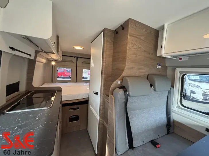 Fahrzeugbild Corigon Camper Van 60 D #13