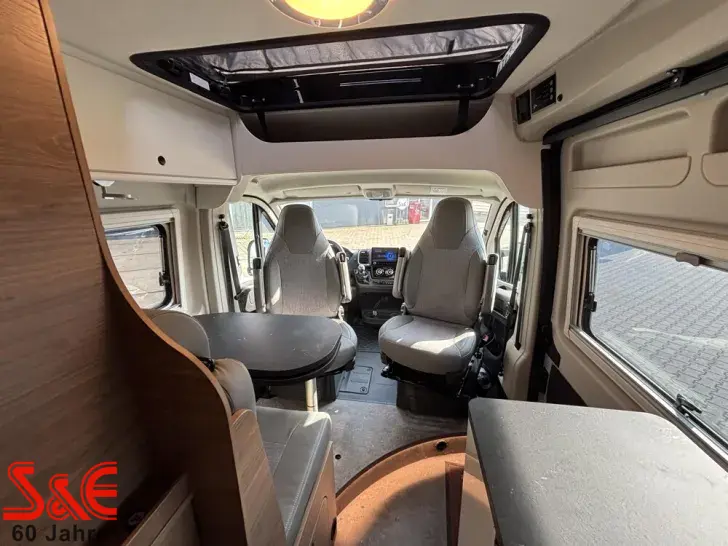 Fahrzeugbild Corigon Camper Van 60 D #17