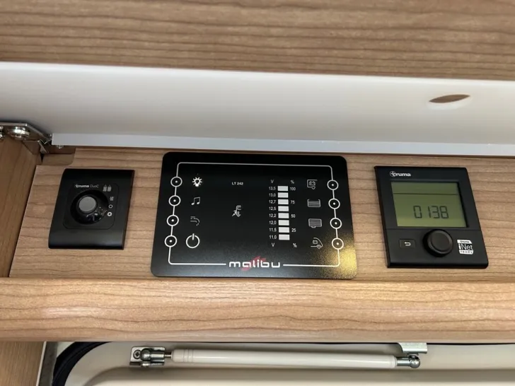 Fahrzeugbild Malibu T 460 LE #22