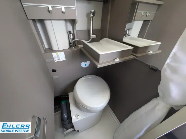 Fahrzeugbild LMC Innovan 592 Klima/Markise/RFK/170PS/Alu #20