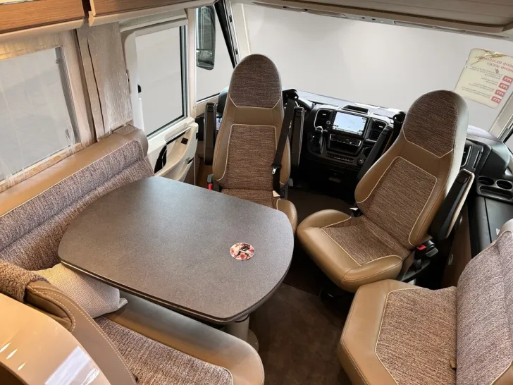 Fahrzeugbild Malibu I 490 LE #11