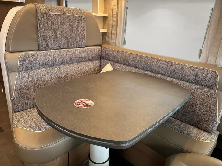 Fahrzeugbild Malibu I 490 LE #12