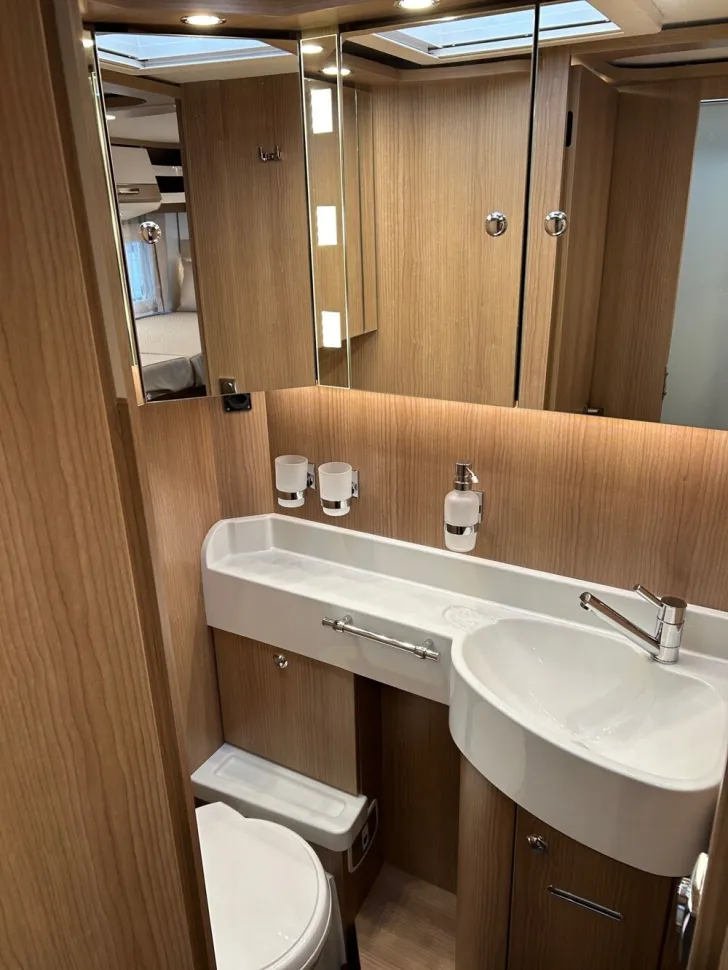 Fahrzeugbild Malibu I 490 LE #15