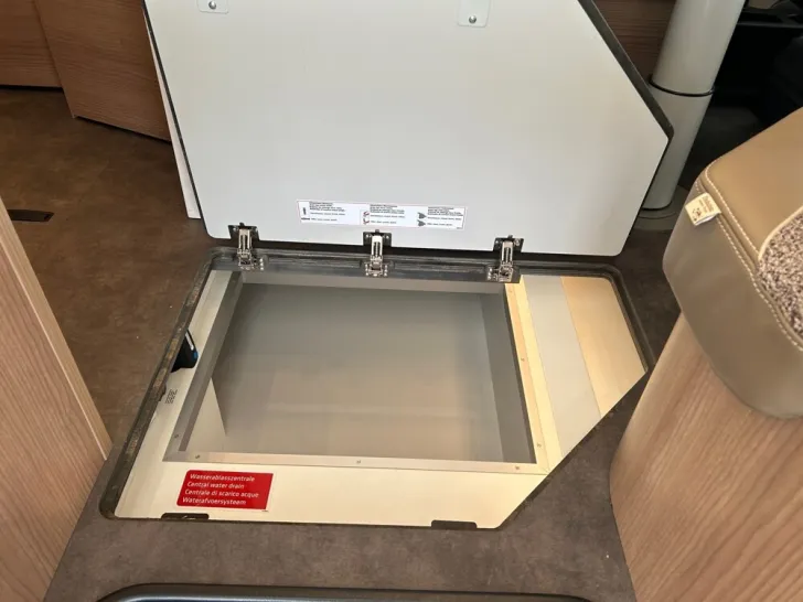 Fahrzeugbild Malibu I 490 LE #22