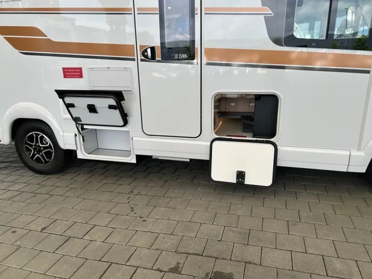 Fahrzeugbild Malibu I 490 LE #23
