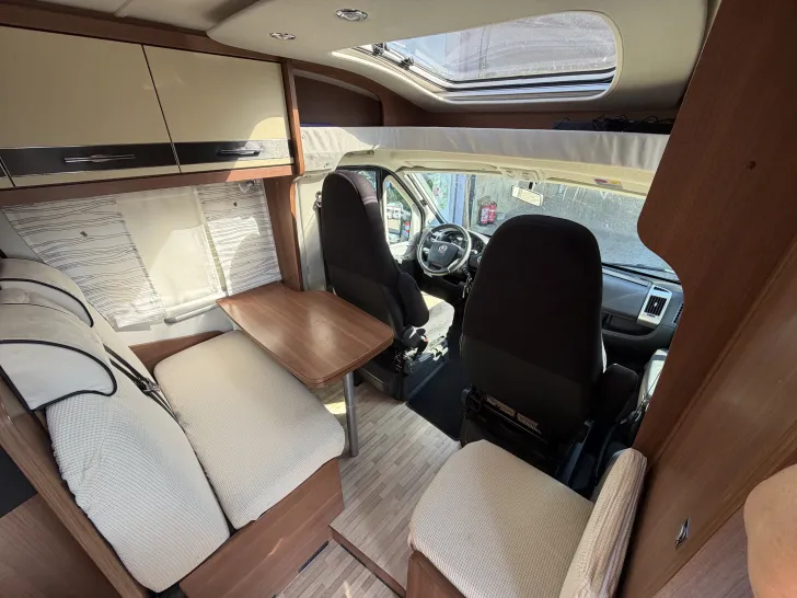Fahrzeugbild LMC Breezer V 643 G #5