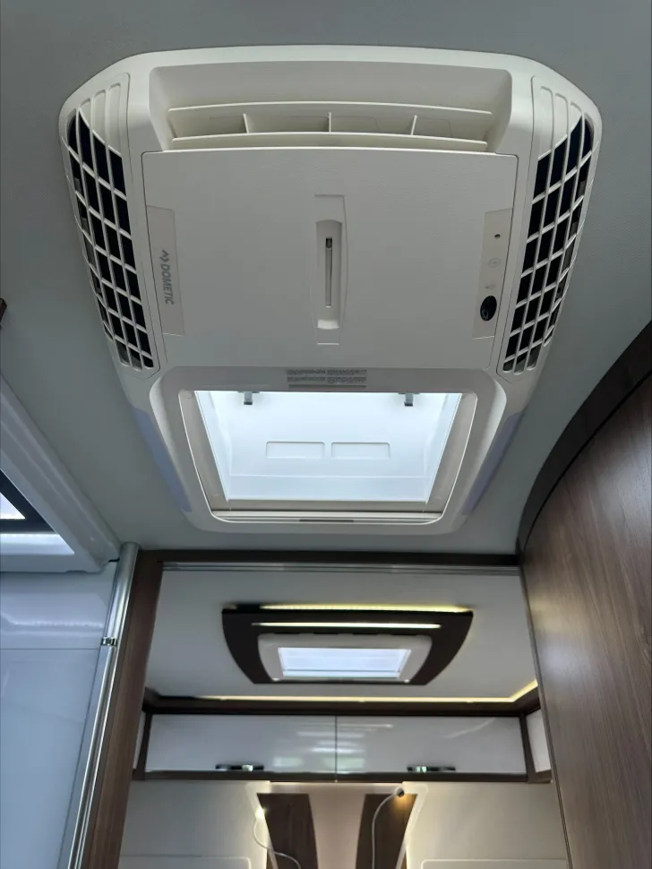 Fahrzeugbild Frankia I 7900 GD Platin Hubstützenanlage / Heckantrieb #11