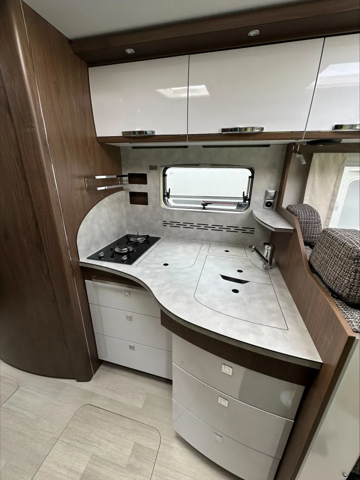 Fahrzeugbild Frankia I 7900 GD Platin Hubstützenanlage / Heckantrieb #17