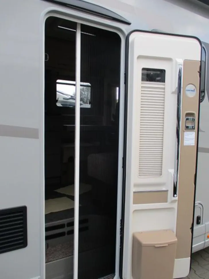 Fahrzeugbild Eura Mobil Integra Line GT IL 726 EF RMC - Eura Wochen #9