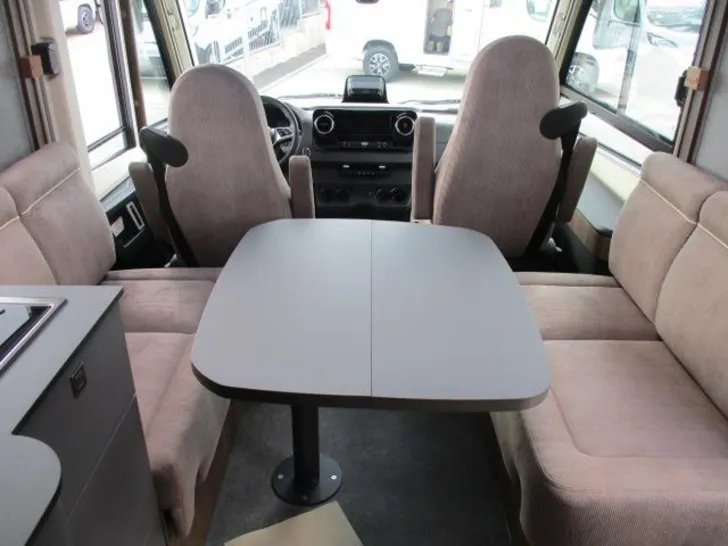 Fahrzeugbild Eura Mobil Integra Line GT IL 726 EF RMC - Eura Wochen #14