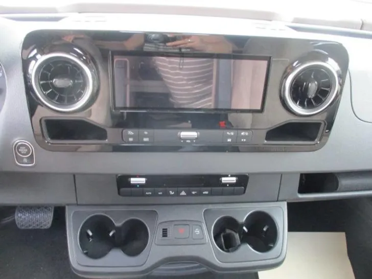Fahrzeugbild Eura Mobil Integra Line GT IL 726 EF RMC - Eura Wochen #24