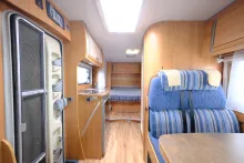 Fahrzeugbild Chausson Flash 12 / Queensbett / Klima / PREISGARANTIE #9