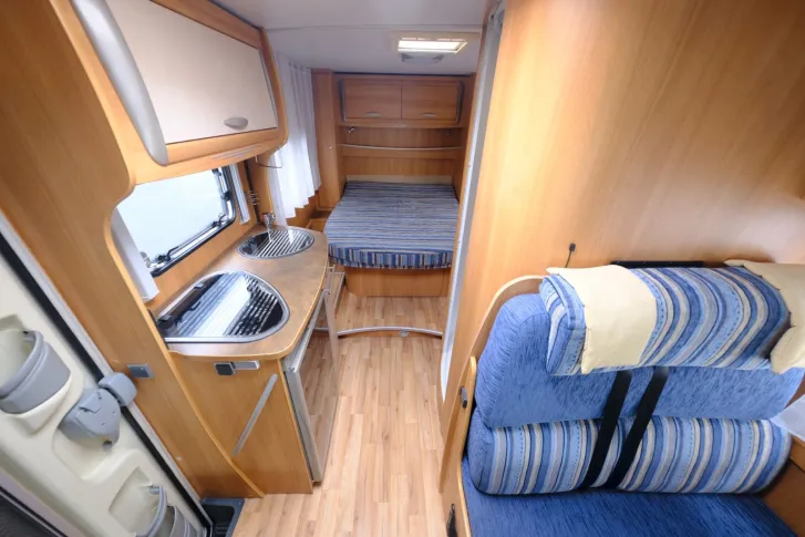 Fahrzeugbild Chausson Flash 12 / Queensbett / Klima / PREISGARANTIE #10