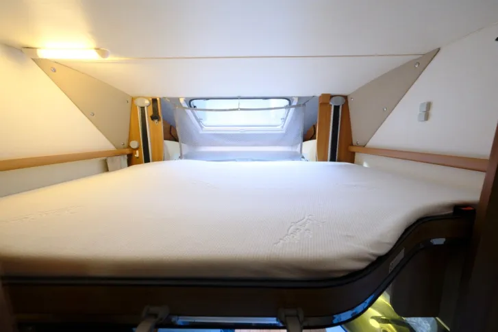 Fahrzeugbild Knaus SKY Wave 650 MG/Festbett+Hubbett/Garage/Klima #13