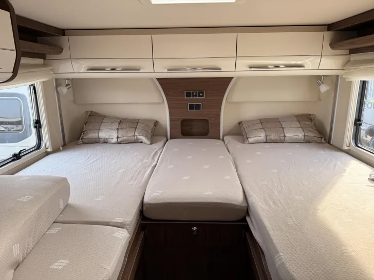 Fahrzeugbild Hymer B-Klasse SL 704 Luftfeder,4,8to!,Bugschränke #13