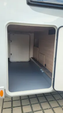 Fahrzeugbild LMC Cruiser 70 V 643 G #10