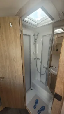 Fahrzeugbild LMC Cruiser 70 V 643 G #24