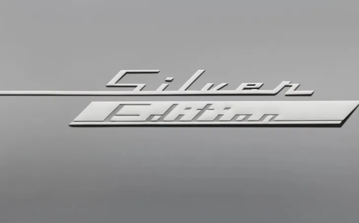Fahrzeugbild Hymer Eriba Eriba Touring 542 Eder 30 Jahre Silver Edition #6