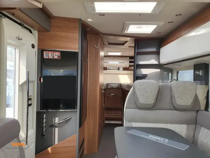 Fahrzeugbild Carthago C2-tourer I 147 RB LE L comfort Mercedes #8