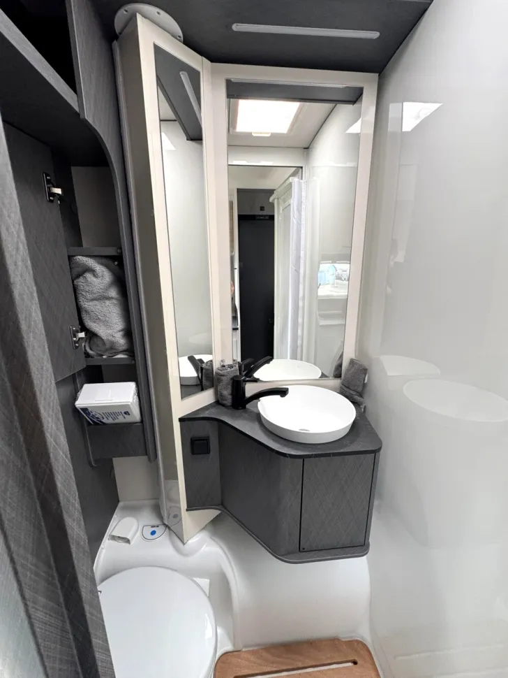 Fahrzeugbild Etrusco T-Modell Base 6.9 SBC #12