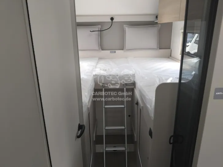 Fahrzeugbild LMC Tracer 730 EL #4