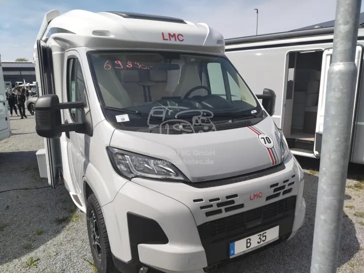 Fahrzeugbild LMC Cruiser 70 V 646 G #1