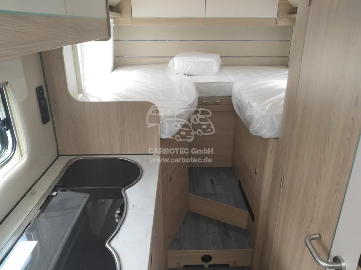 Fahrzeugbild LMC Cruiser 70 V 646 G #3