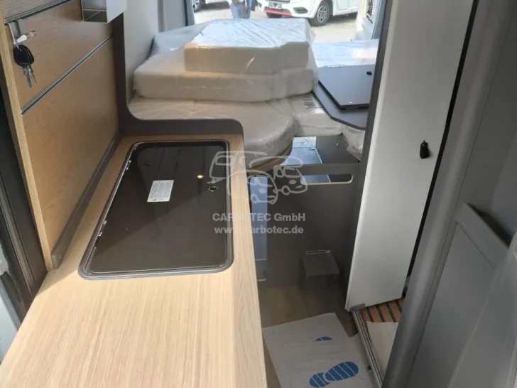 Fahrzeugbild LMC Innovan 640 #4