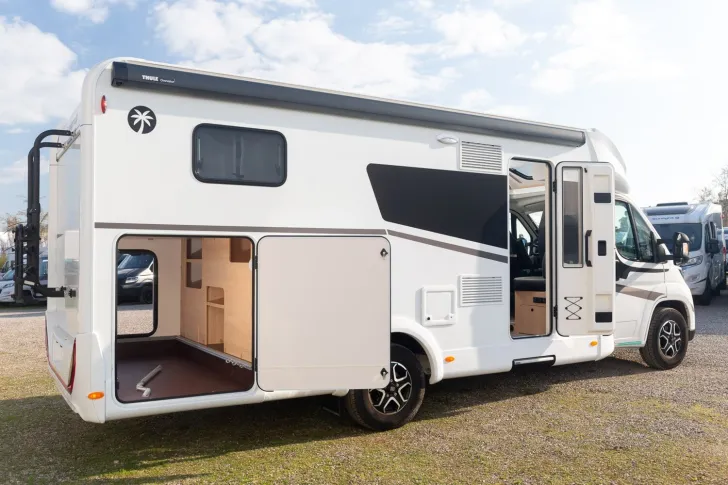 Fahrzeugbild Sunlight Adventure T 68 Inkl. 100 WP Solaranlage #6