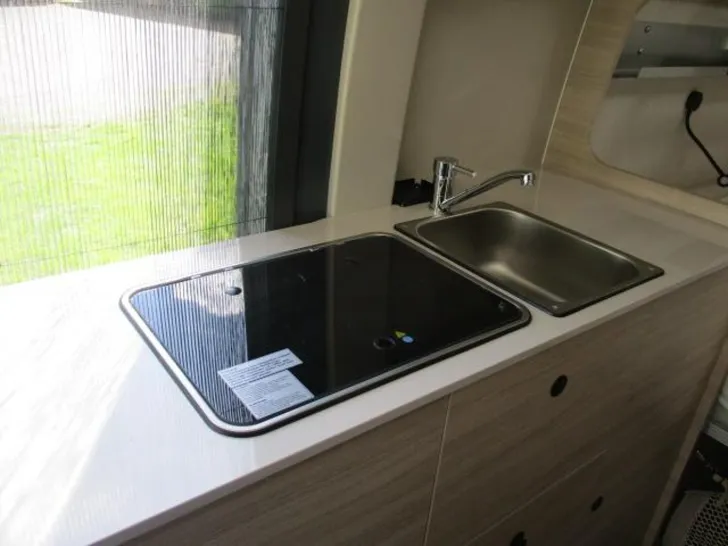 Fahrzeugbild Forster Livin Up Pro FV 599 VBL #12