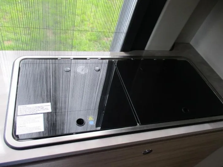 Fahrzeugbild Forster Vantasy FV 599 HB #12